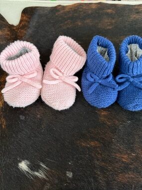 Bombas Knit Baby Booties - Pink and Blue
